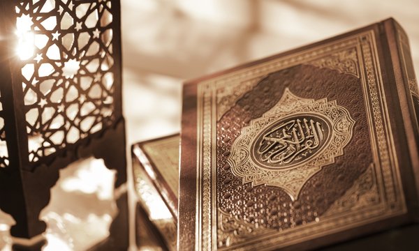 Learning Arabic Through Quran: A Comprehensive Guide for UK Learners